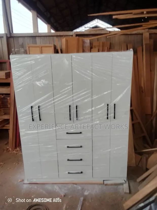 6 Doors 4 Drawers Cabinet · Photo 1