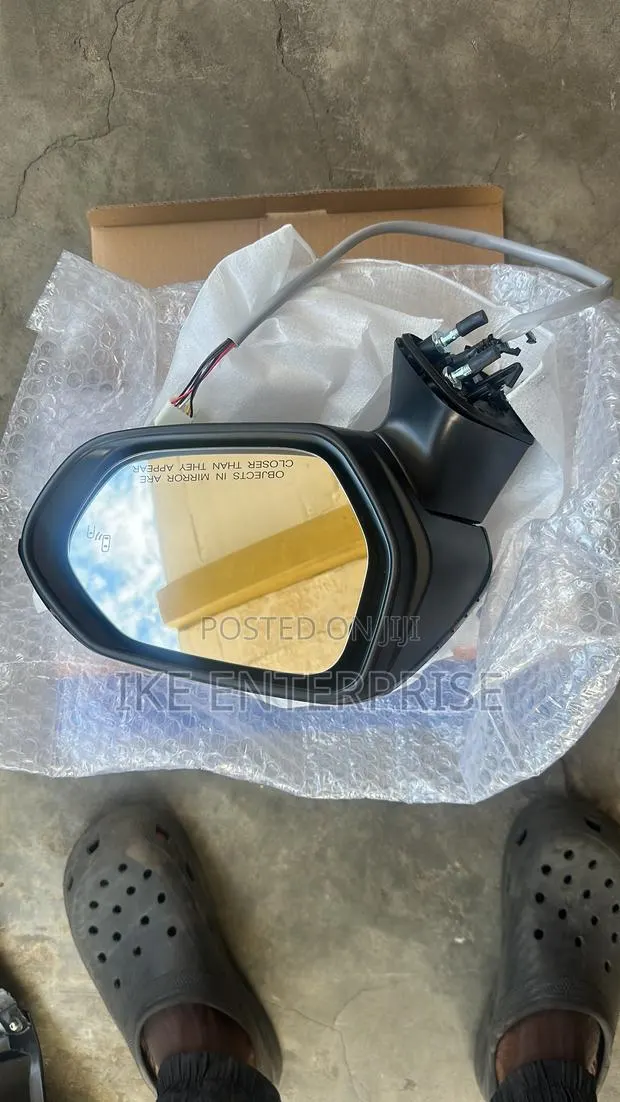Toyota Corolla Side Mirror 2020,2021,2022 · Photo 1