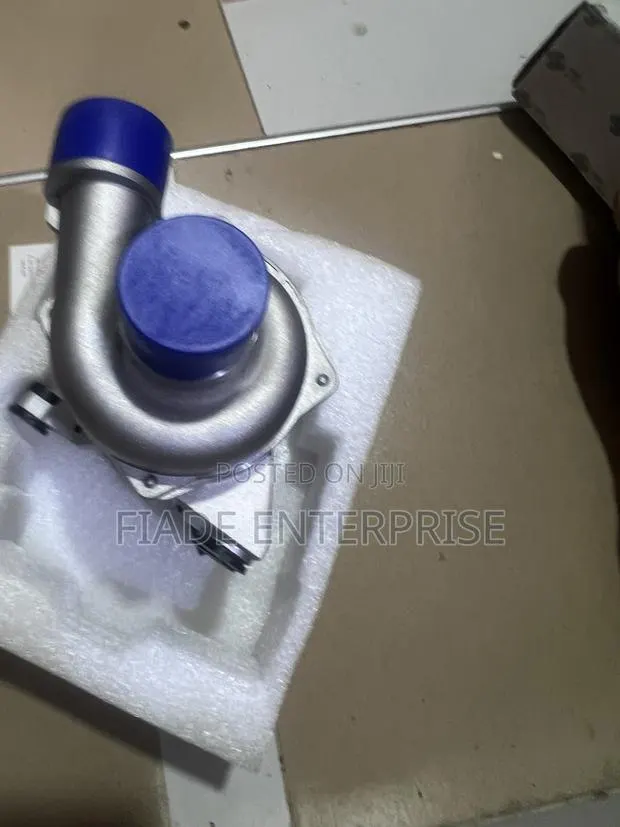 BMW Water Pump (E90 E60 E65 X5) · Photo 1