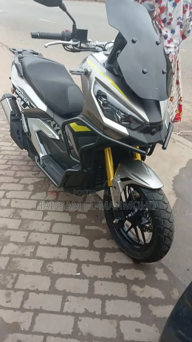 New Honda 2023 Red · Photo 1
