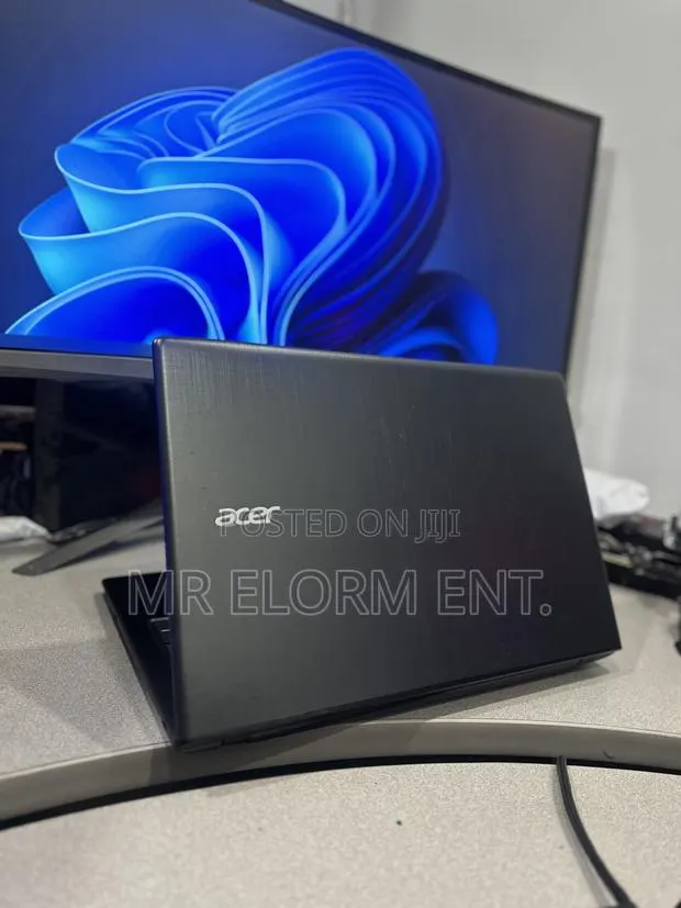 Laptop Acer Aspire 5 8GB Intel Core i5 HDD+SSD 500GB · Photo 1