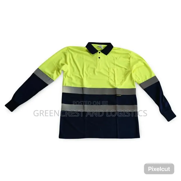 Lacoste Long Sleeve Vest · Photo 1