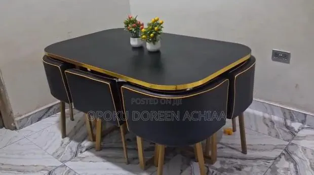 Dinning Table · Photo 1