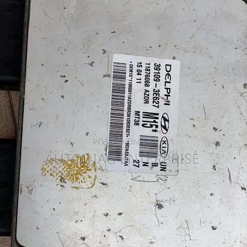 Hyundai Santa Fe Engine Control Module 39109-3e627 · Photo 1