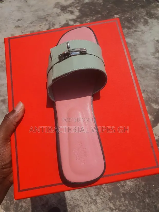 Hermes Slides · Photo 1