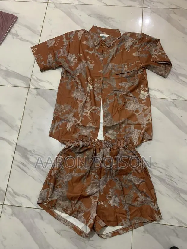 Ladies Top and Down Casual Wear · Photo 1