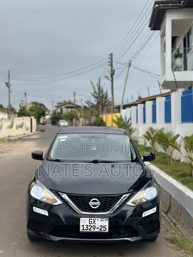 Nissan Sentra S 2019 Black · Photo 1
