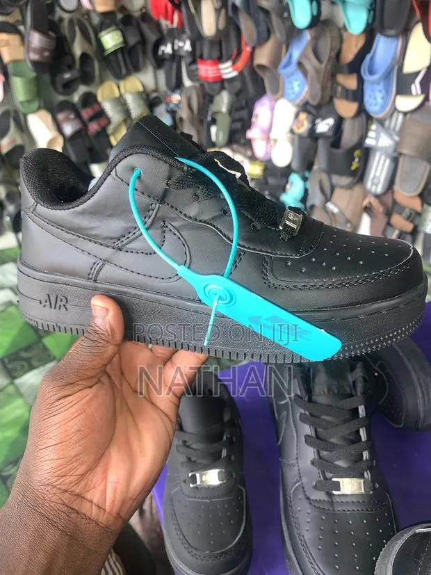 Airforces1 Black · Photo 1