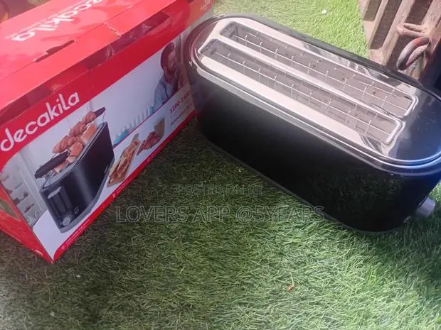 Easy Feels Decakila Toaster Stainless Toaster. · Photo 1