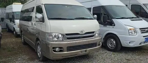 Toyota HiAce 2014 Grey · Photo 1