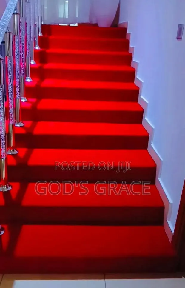 Quality Red Carpet for Church , Staircase Etc · Photo 1
