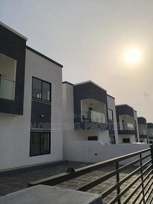 4bdrm House in Oyarifa $150,000 for sale · Photo 1