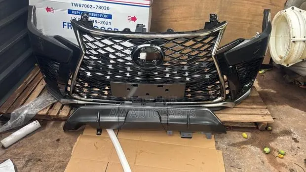 Lexus LX 600 2022 Front Bumper · Photo 1