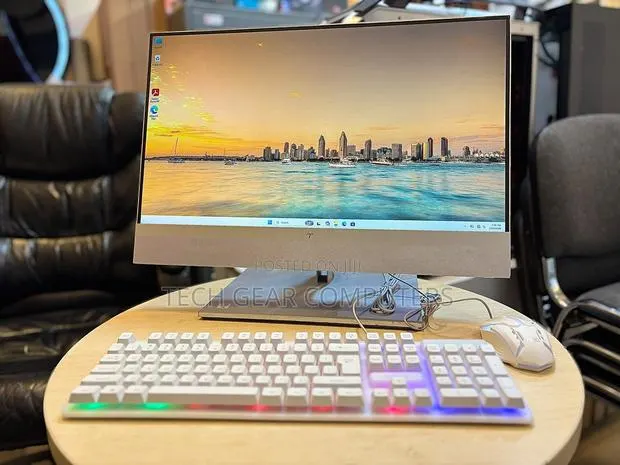 Desktop Computer HP EliteOne 800 G3 16GB Intel Core i7 SSD 512GB · Photo 1