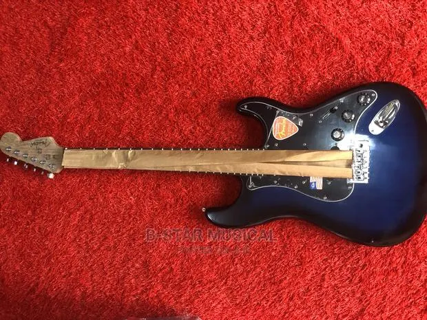 Fender Lead Guitar · Photo 1
