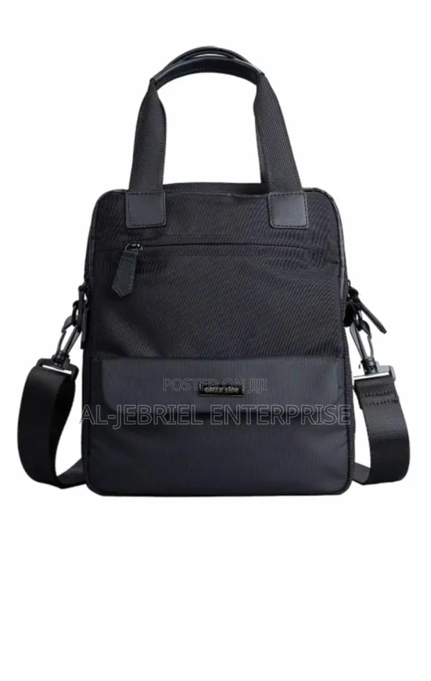 Messenger Bags · Photo 1