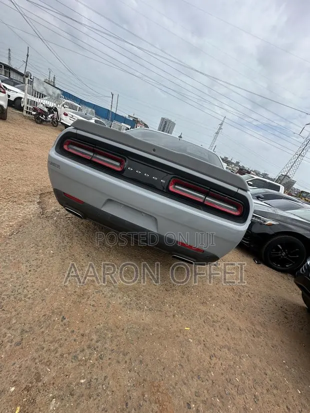 Dodge Challenger 2022 Gray · Photo 1
