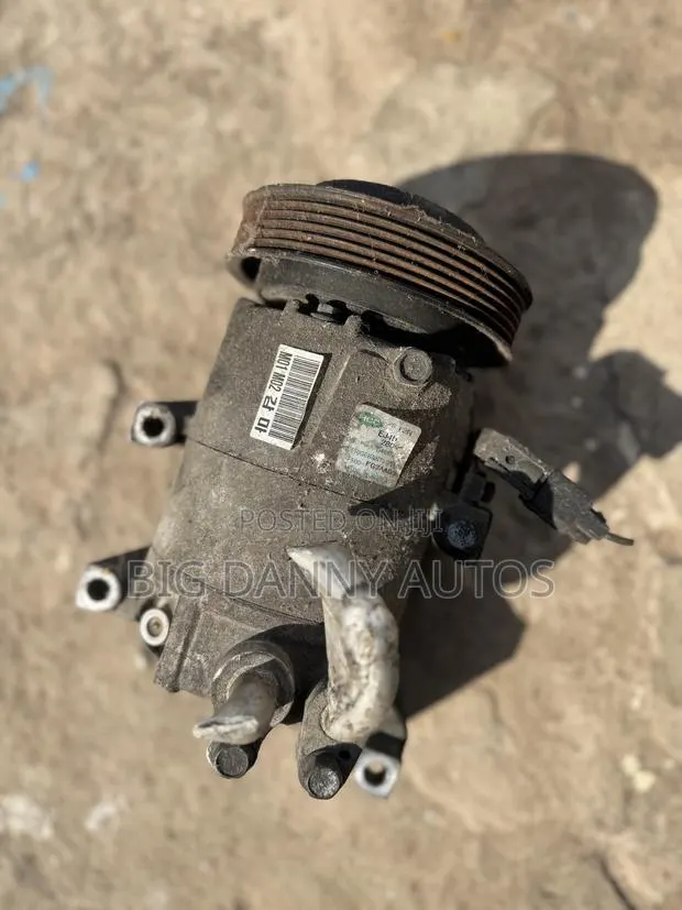 AC Compressor · Photo 1