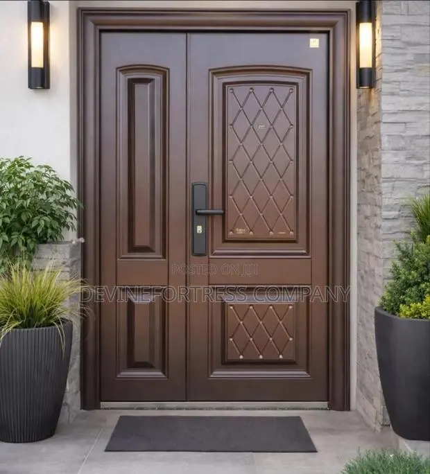 High Quality Paladin Rough Door for All Weda, Brown With Black Handle · Photo 1