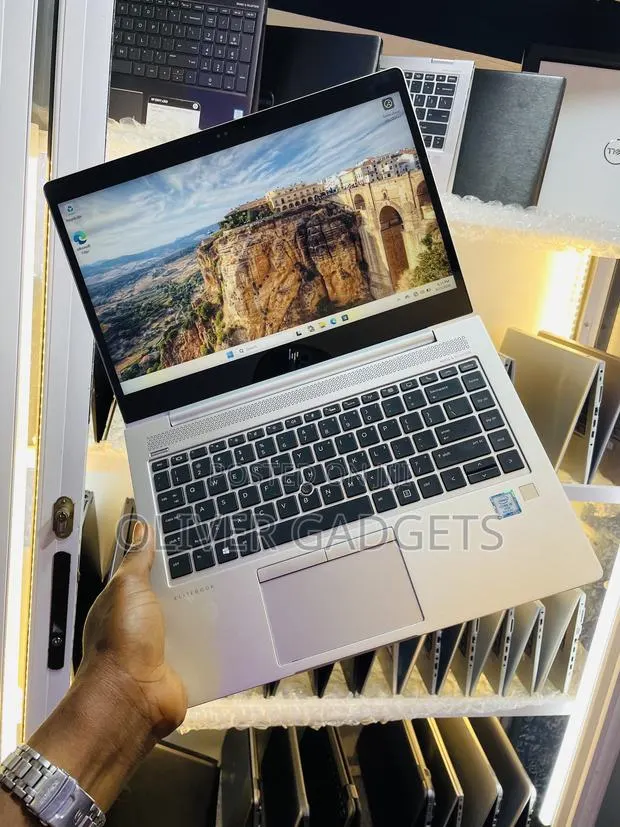Laptop HP EliteBook 840 G5 8GB Intel Core i5 SSD 256GB · Photo 1