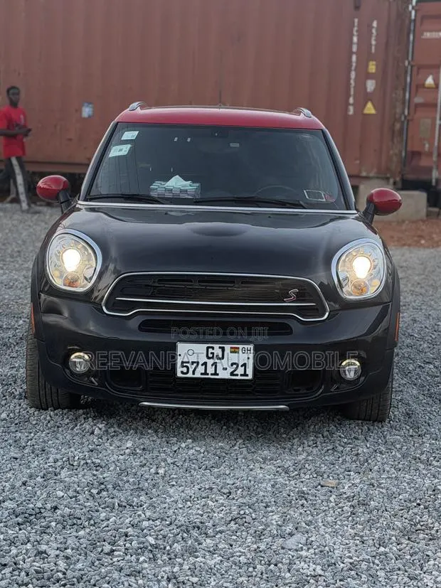 Mini Cooper 2016 Black · Photo 1