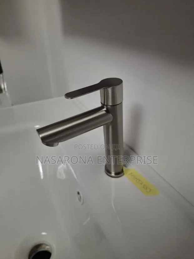 Single Basin Tap Outlet · Photo 1