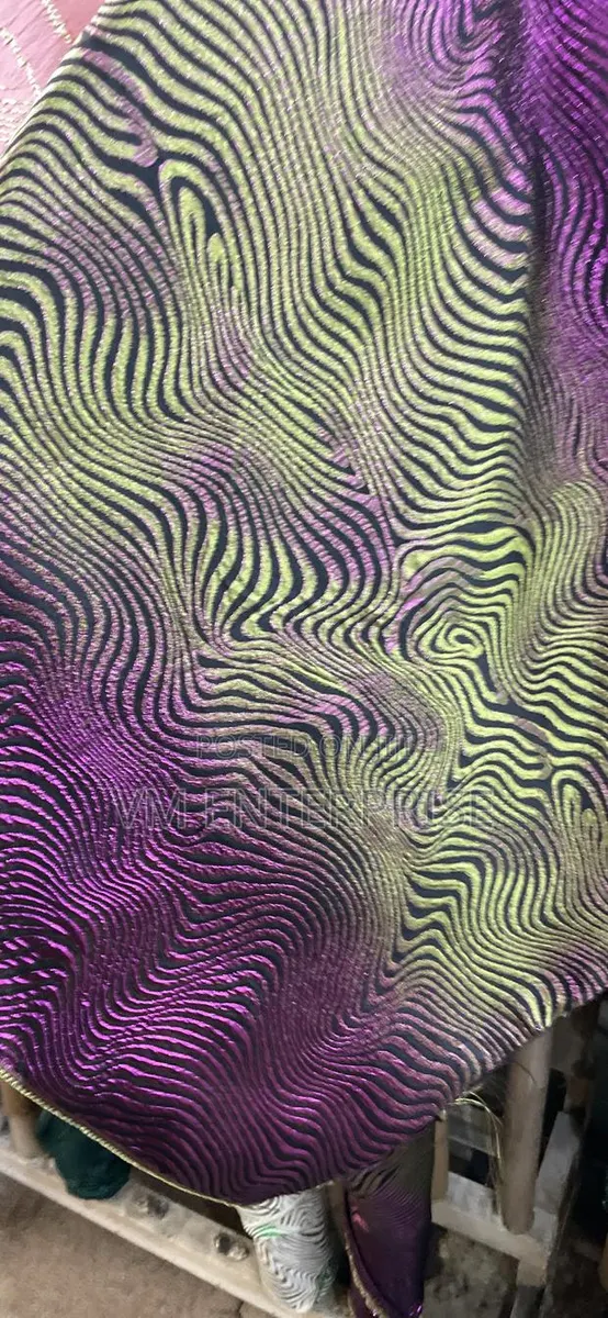 Brocade Fabrics · Photo 1