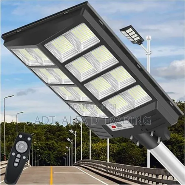 400w Solar Street Light · Photo 1