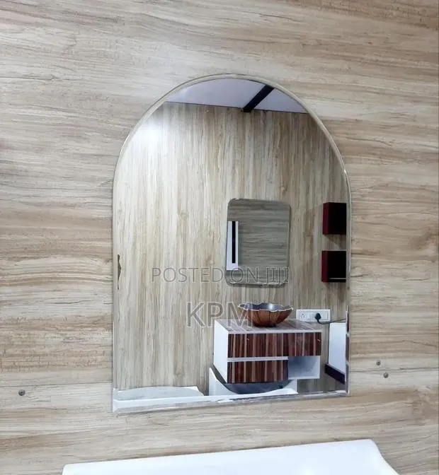 Simple Mirror · Photo 1