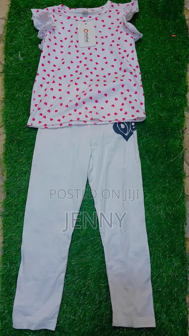 Girls Cotton Shirt With White Leggings · Photo 1