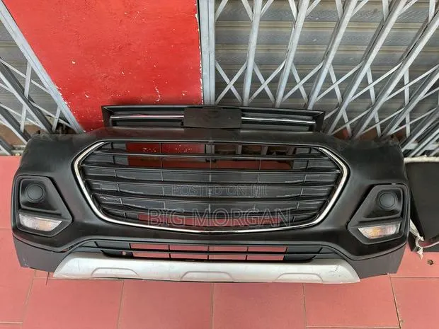 Chevrolet Trax 2017 2018 2019 2020 Front Bumper Complete · Photo 1