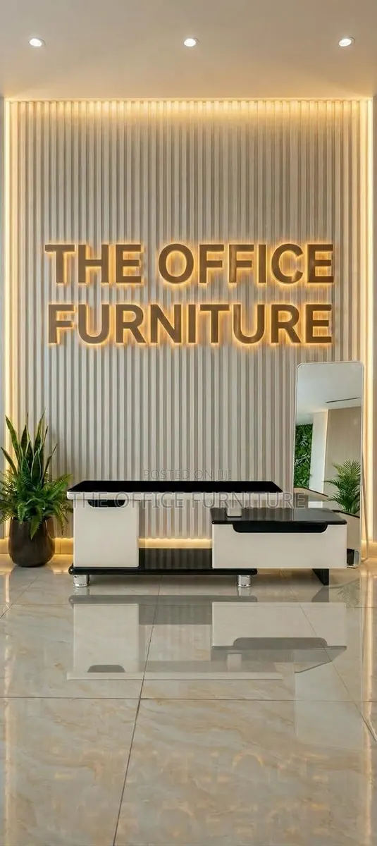 Modern 2-Tone High-Gloss TV Stand · Photo 1