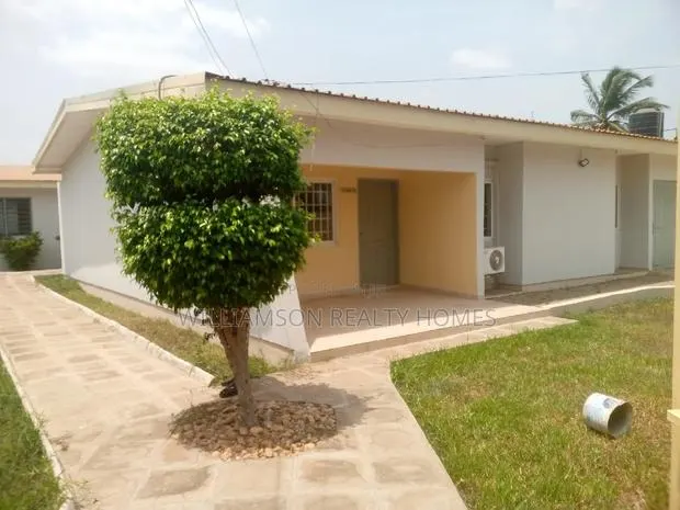 4bdrm House in Community 19 Estate,, Spintex for rent · Photo 1