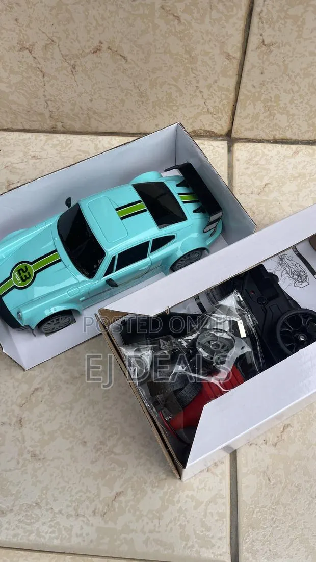 Kiddology Remote Control Car 4WD · Photo 1