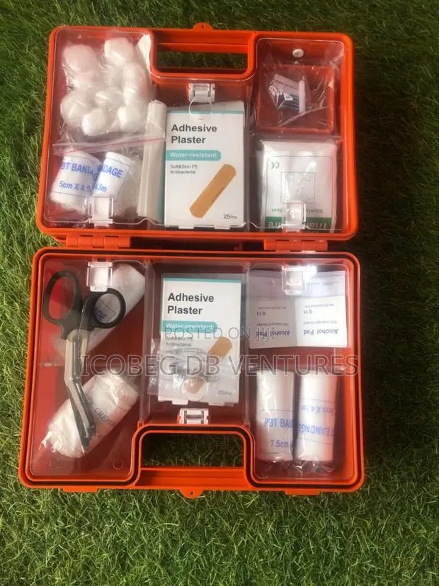 First Aid for 15 People · Photo 1