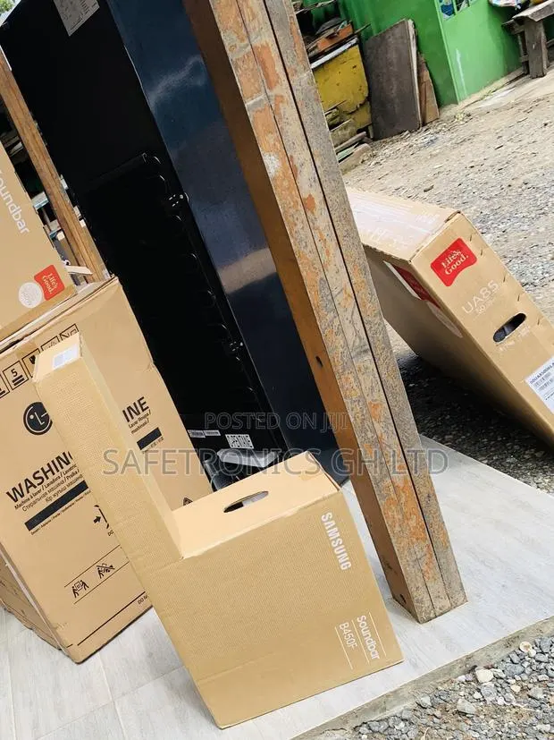 Choose Perfect Samsung B-Series Soundbar HW-B450F 2.1 Ch Subwoofer2025 · Photo 1