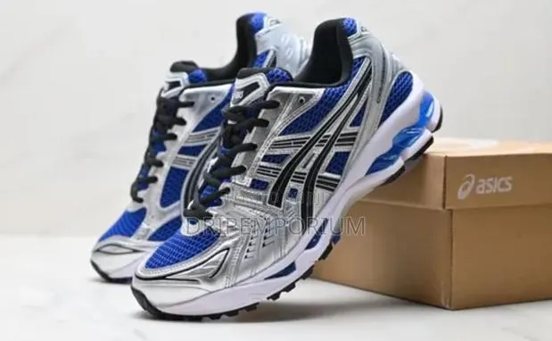 Asics Gel-Kayano 14 · Photo 2