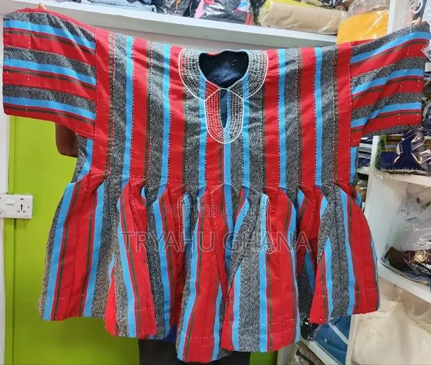Shop Affordable Handwoven Original Smocks at Tryahu · Photo 1