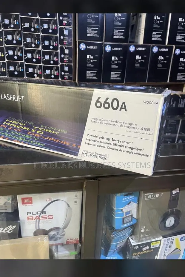 HP 660A Black Toner · Photo 1