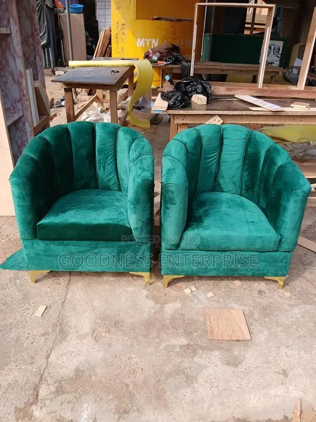 Single Sofa · Photo 1