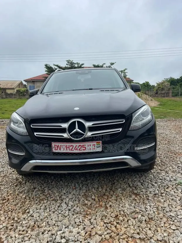 Mercedes-Benz GLE-Class GLE 350 2018 Black · Photo 1