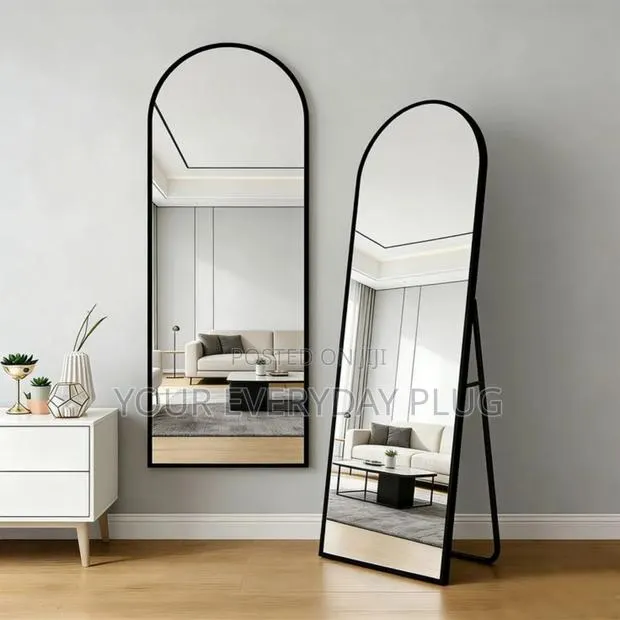 Mirror Selfie Aesthetic · Photo 1
