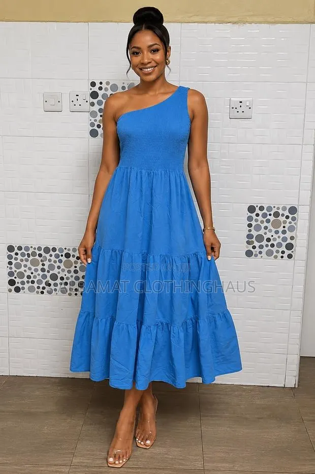 Blue Dress · Photo 1
