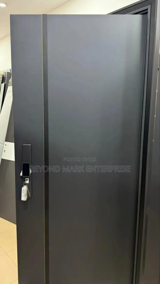 Waterproof Security Door, One and a Half · Photo 1