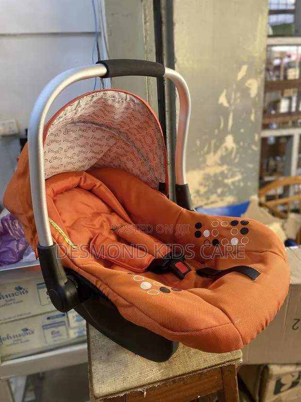 Baby’S Car Seat Carrier · Photo 2