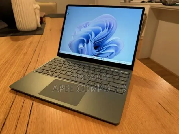 Laptop Microsoft Surface Laptop 6 32GB Intel Core Ultra 7 SSD 1T · Photo 1