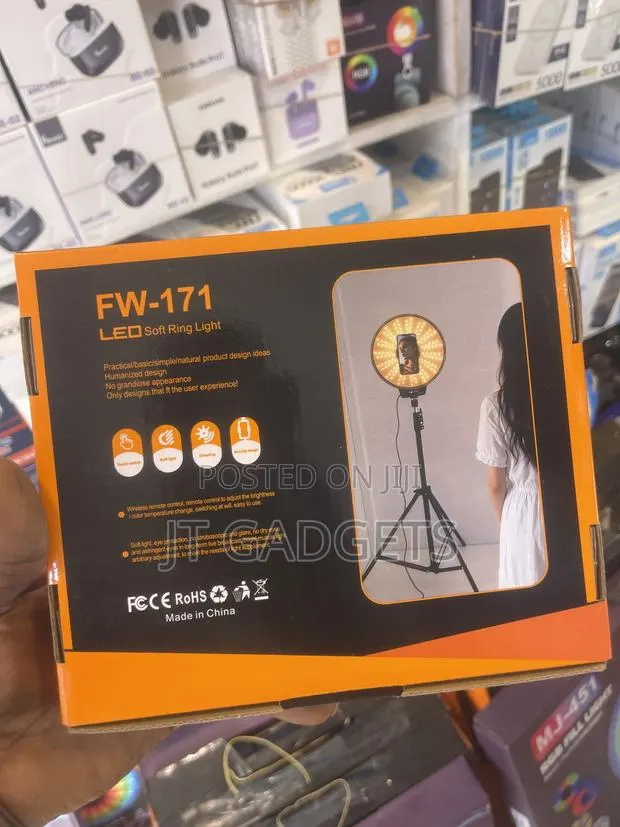 FW LED Soft Ring Light With Tripod (FW-171/321/451) · Photo 2