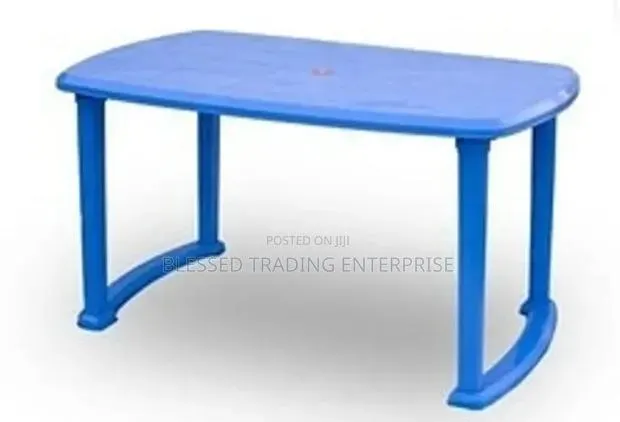 Plastic Table Big Size With Detachable Legs · Photo 1