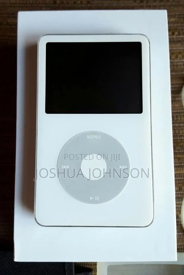 iPod Classic 5th Generation · Photo 1