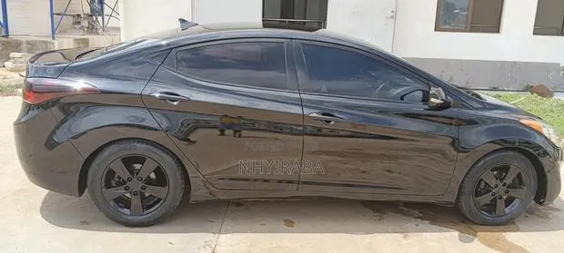 Hyundai Elantra 2013 Black · Photo 1